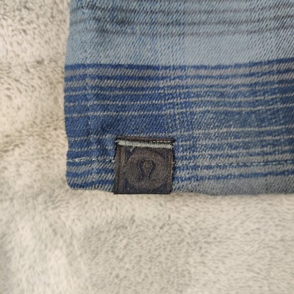 Lululemon Commission Shirt Adult M Blue Gray Button Up Plaid Flannel Casual Men - Picture 7 of 7